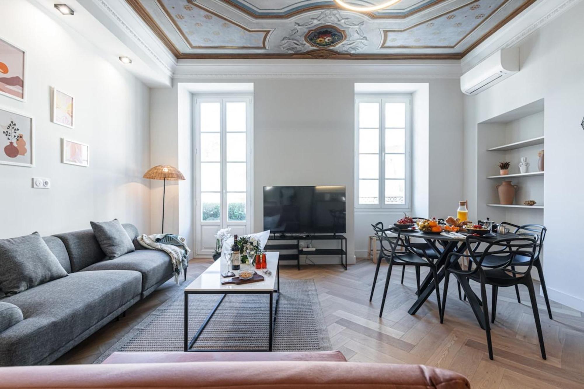 Philibert - Traditional Apart With Historical Fresco Nice Exteriör bild